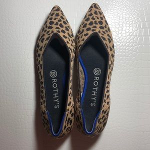 Rothy’s leopard print points